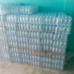 พนักงานส่งน้ำดื่ม TT Water & Ice ถึงบ้านลูกค้าใน อ. เมืองมหาสารคาม
