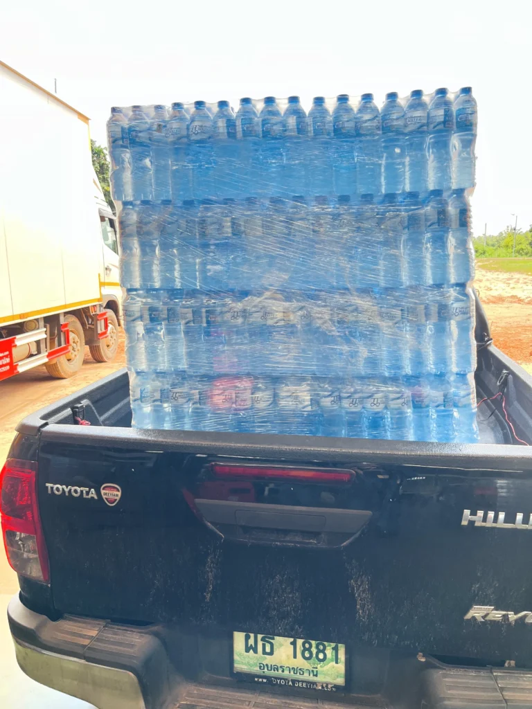 บริการส่งน้ำดื่ม TT Water พื้นที่ อ.เมืองกาฬสินธุ์ 15 รถส่งน้ำดื่มลังและแพ็คตรงถึงออฟฟิศ